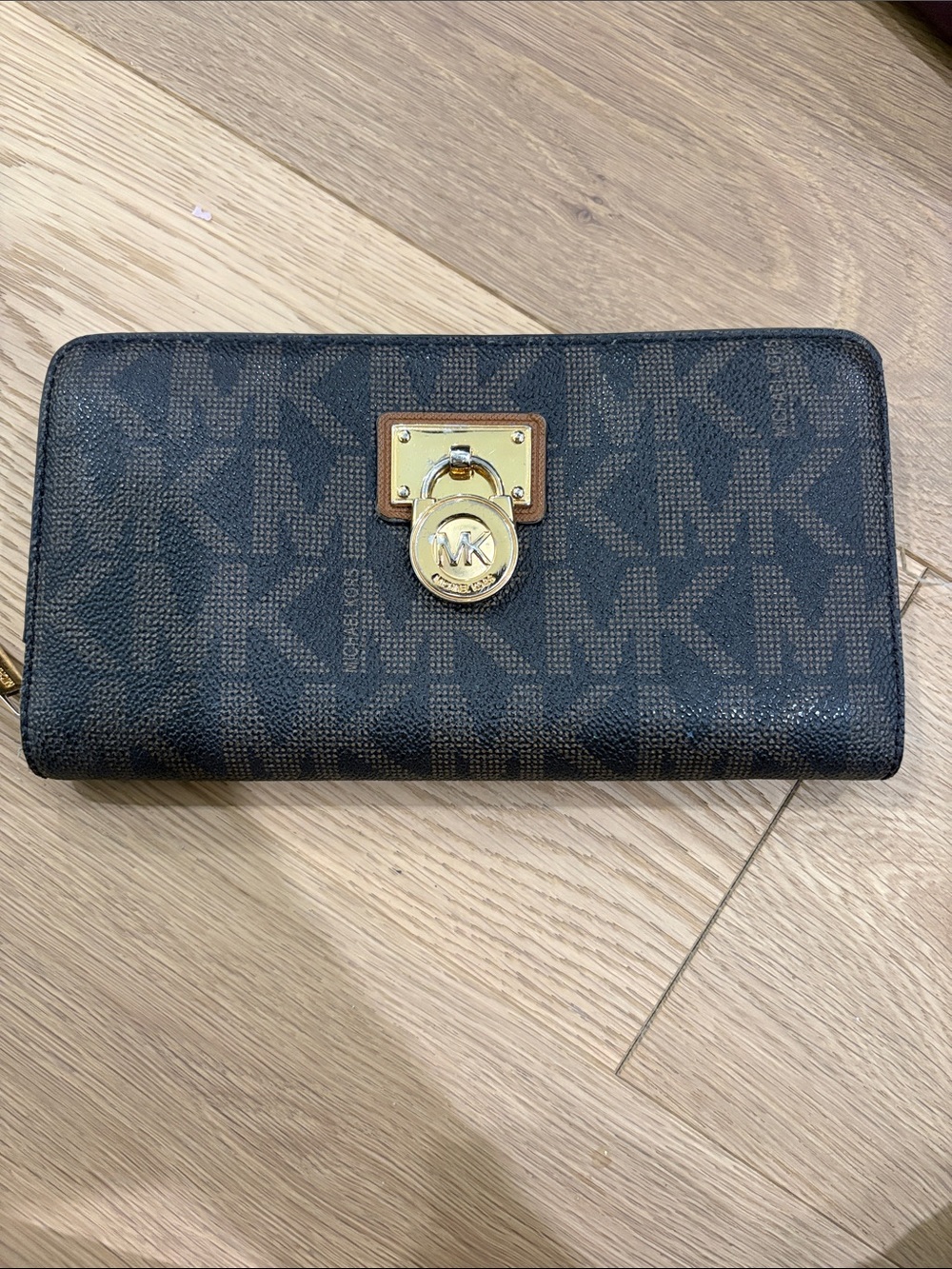 Michael Kors Wallet Hamilton Signature